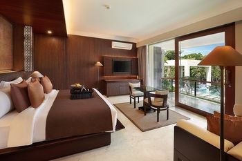 Royal kamuela villas suites at monkey forest ubud 4