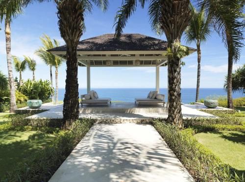 The ungasan clifftop resort 0